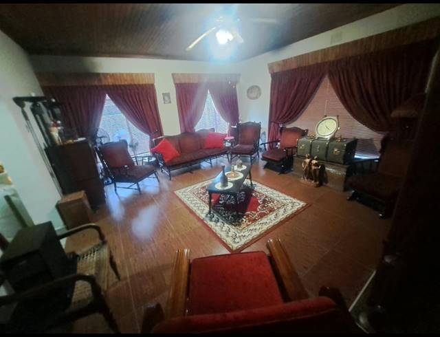 4 BEDROOM HOUSE FOR SALE IN VANDERBIJLPARK SE 7